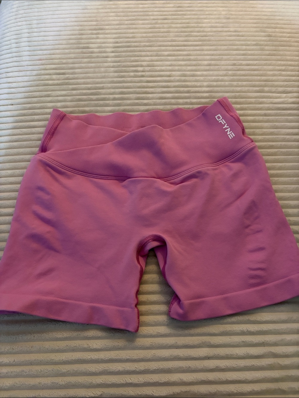 DFYNE Pink Seamless High-Rise Bike Shorts